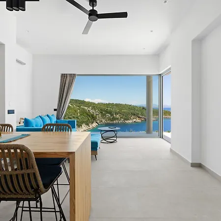 Pano - An Intimate Paradise Just Steps From The Vila *