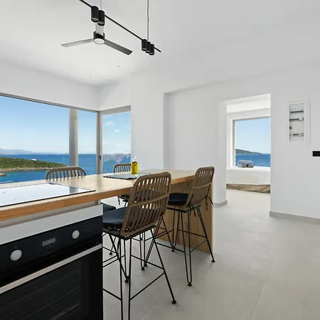 Villa Pano - An Intimate Paradise Just Steps From The Sivota